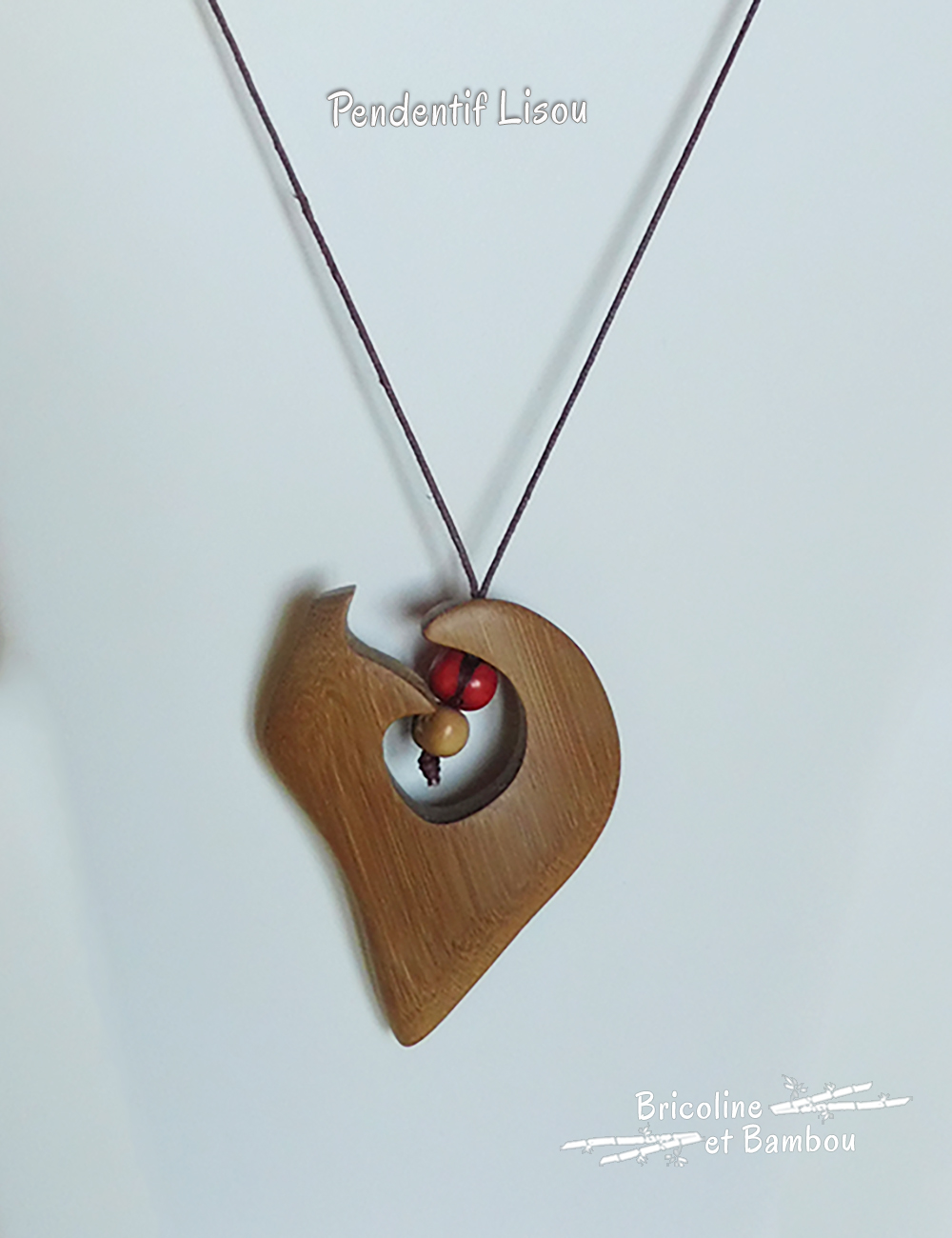 Pendentif en bambou Lisou